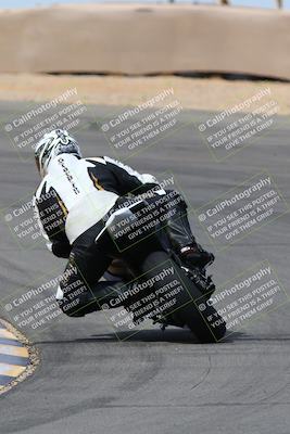 media/Mar-13-2022-SoCal Trackdays (Sun) [[112cf61d7e]]/Turn 10 Backside (105pm)/